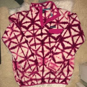 Patagonia pullover!